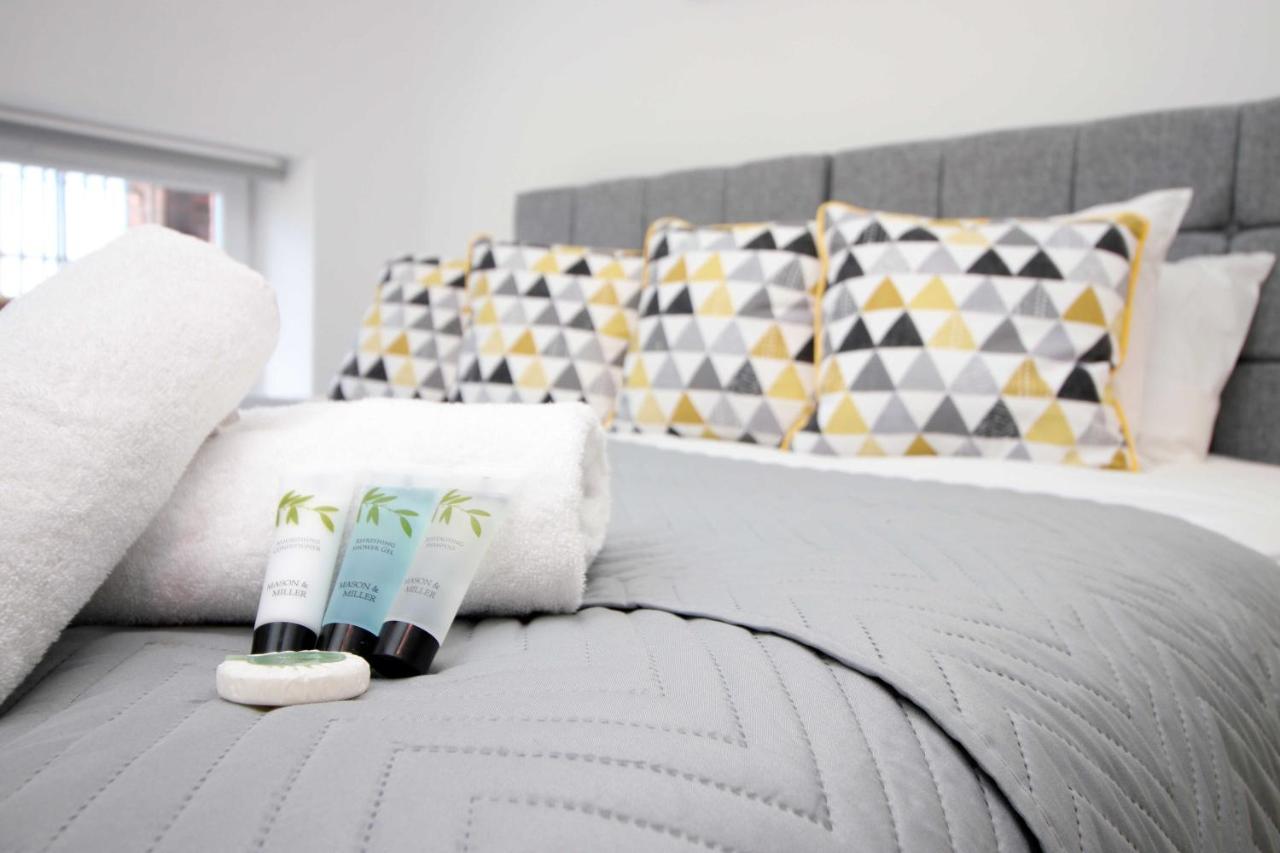 St Thomas Loft Views By Ssw - 2Br, Parking, Sleeps 4, Easy Access To City Centre, Marina, Beach And M4 Swansea Ngoại thất bức ảnh
